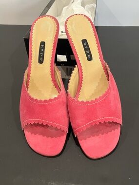 Hype Pink Suede Leather Scalloped Women's Slip-On Slide Mules Kitten Heels Pumps